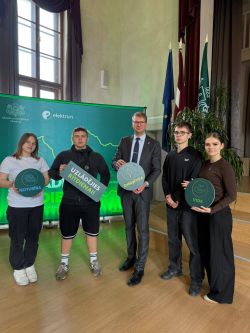 659860010 122265688256499419 8258163381211035422 n